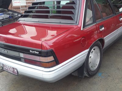 Holden Commodore Vy 24